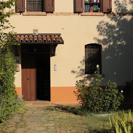 مبيت وإفطار Massa Lombarda La Casa Di Biba المظهر الخارجي الصورة